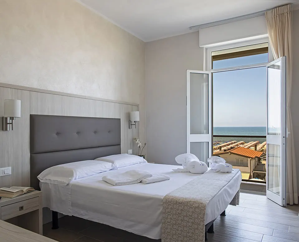 camere fronte mare con vista