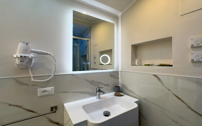 suite gorgona 11